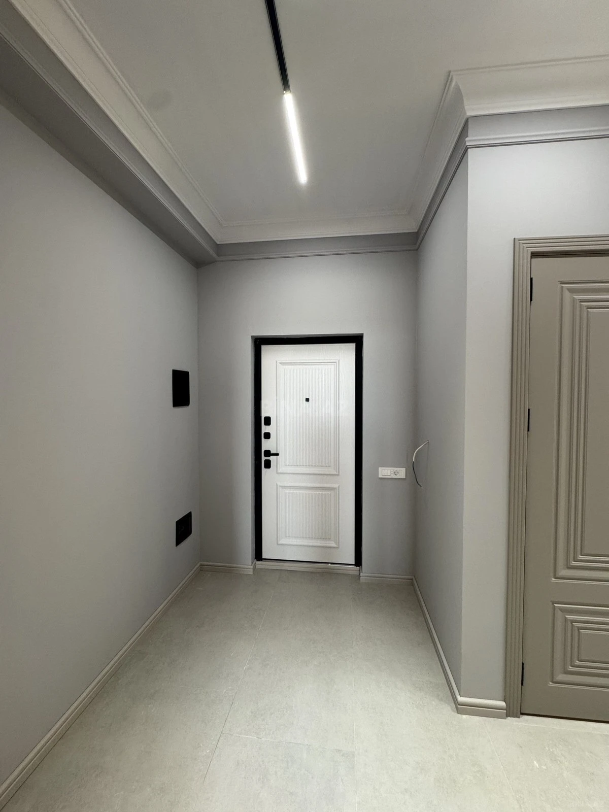 Satılır 3 otaqlı mənzil 104 m²