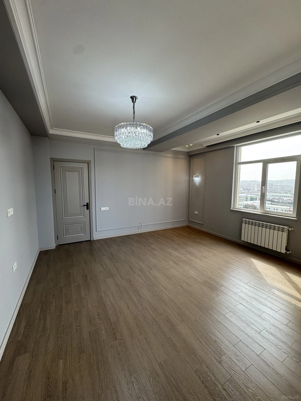 Satılır 3 otaqlı mənzil 104 m²