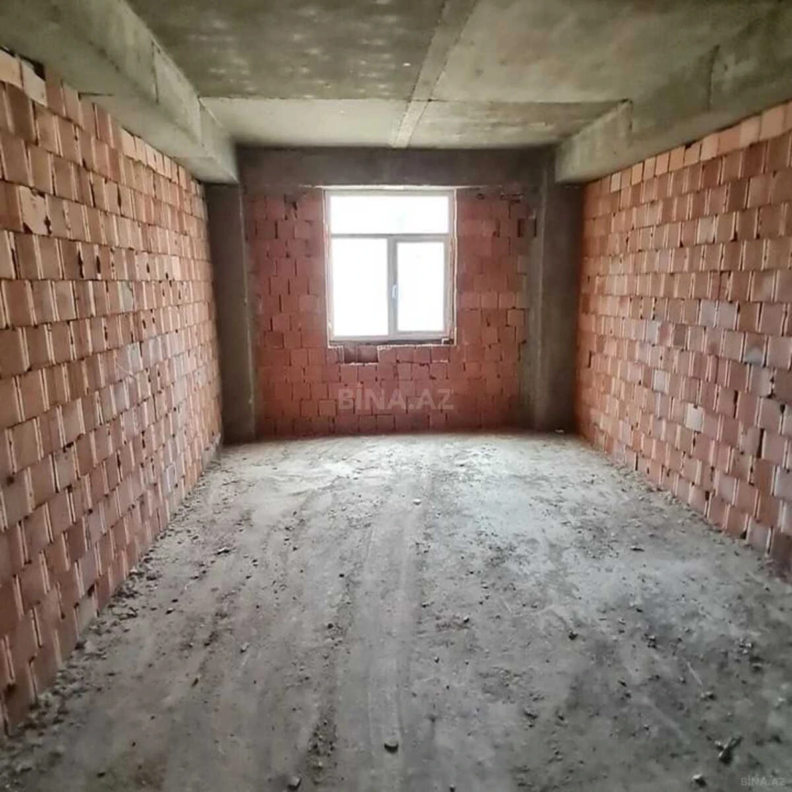 Satılır 1 otaqlı mənzil 51 m²
