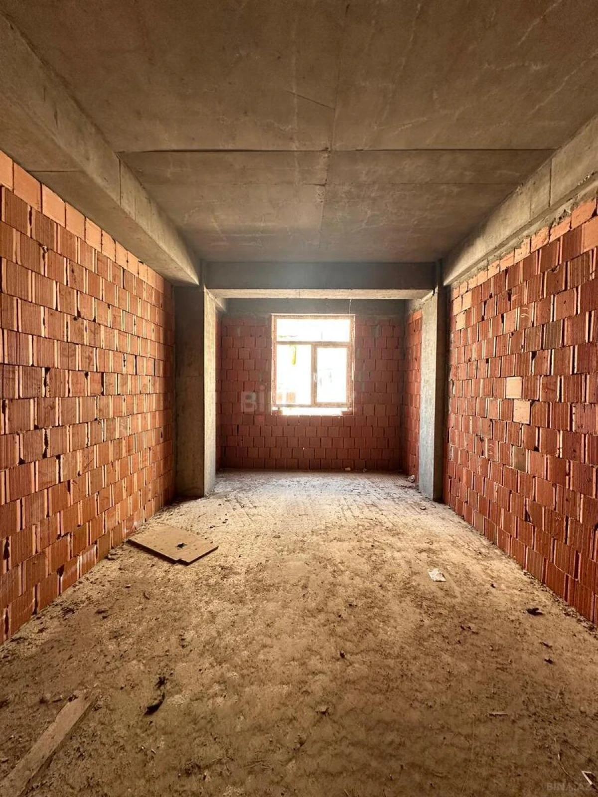 Satılır 1 otaqlı mənzil 51 m²