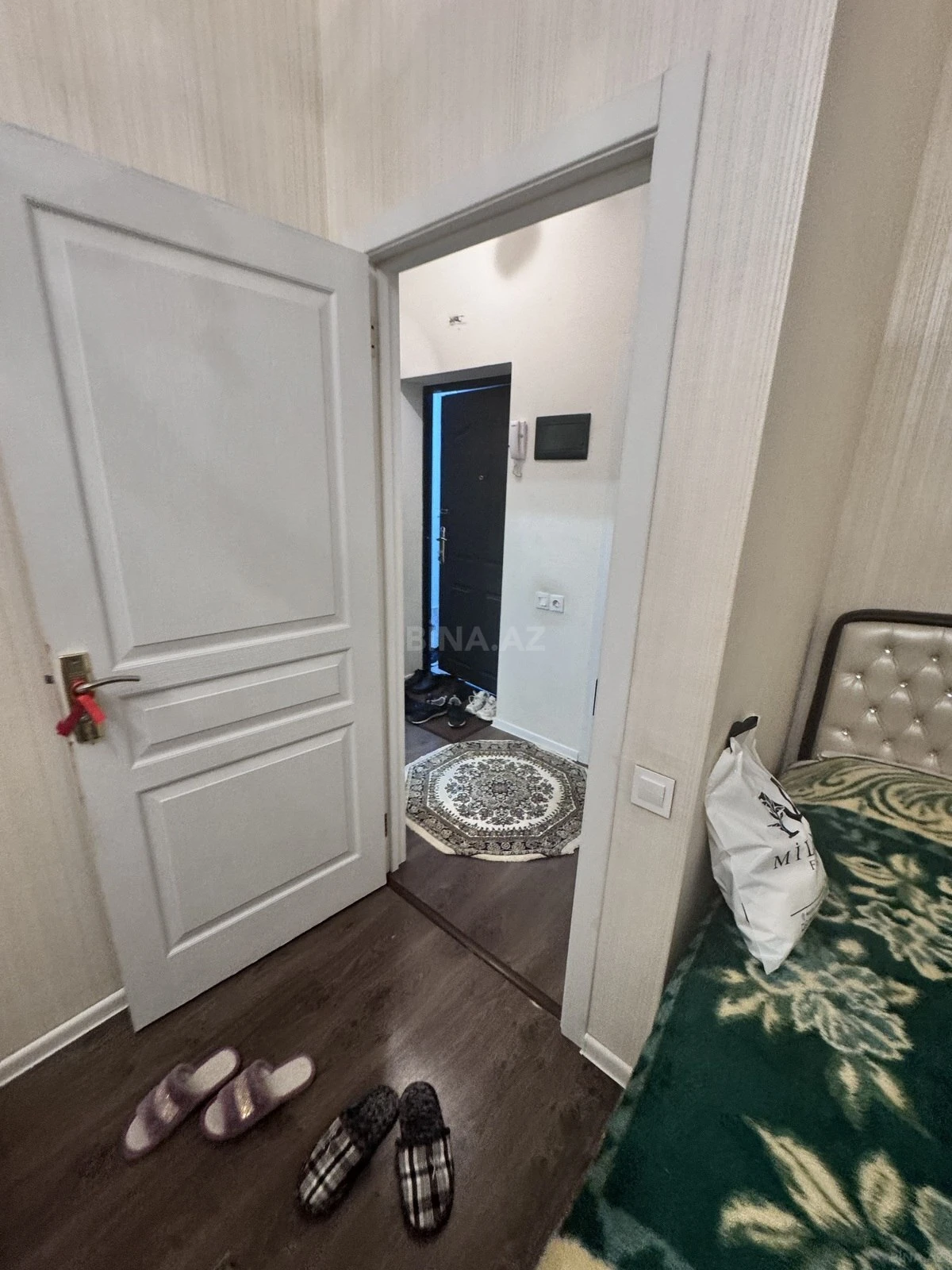 Satılır 1 otaqlı mənzil 37 m²