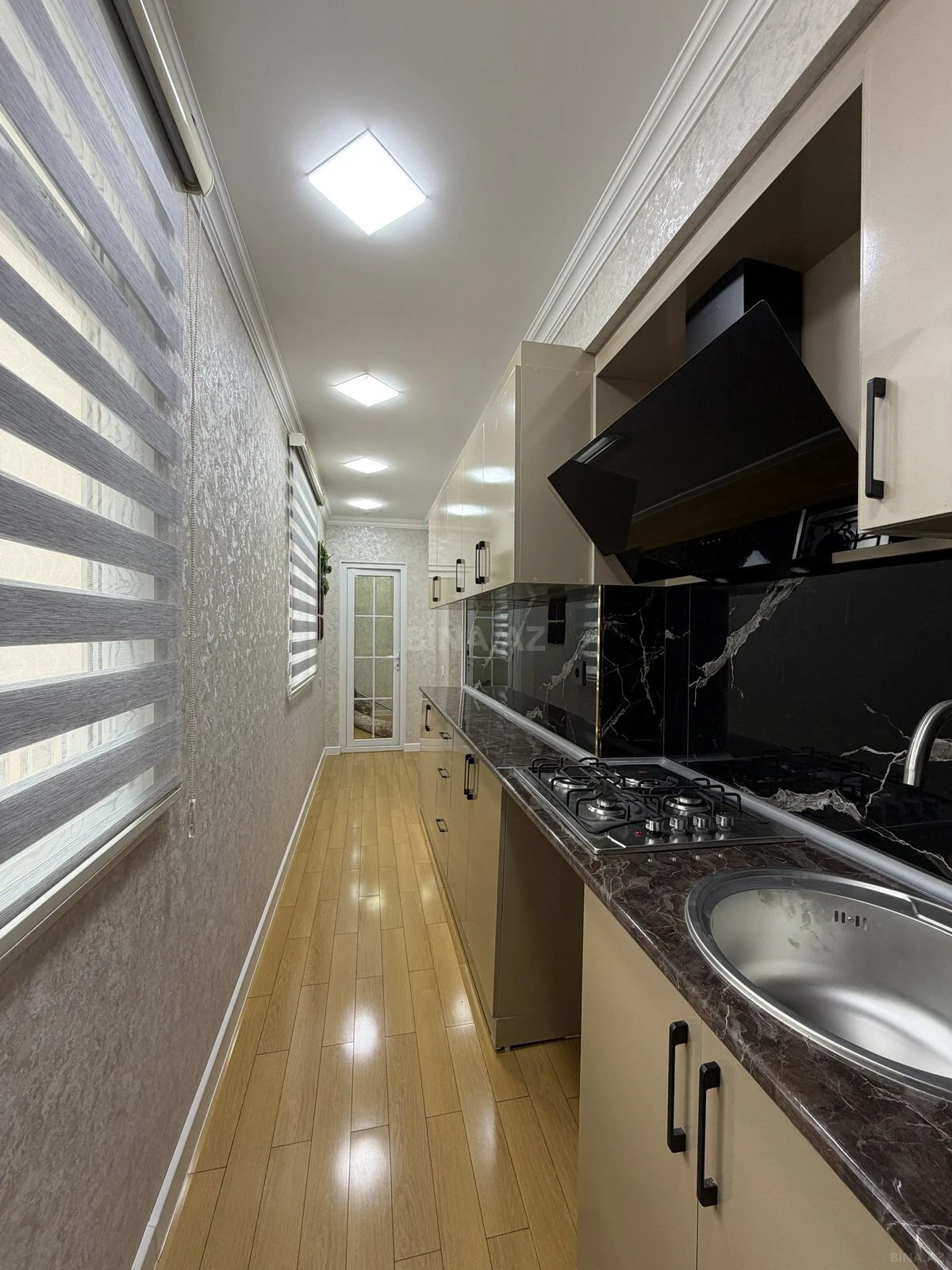 Satılır 3 otaqlı mənzil 65 m²