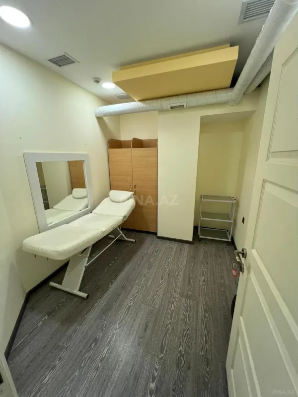 Satılır obyekt 500 m²