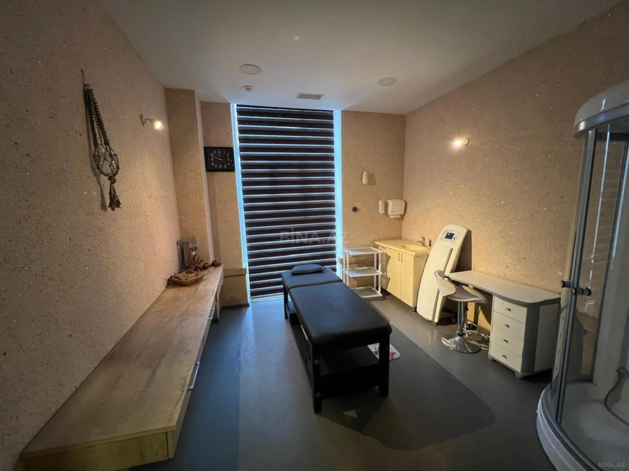 Satılır obyekt 500 m²