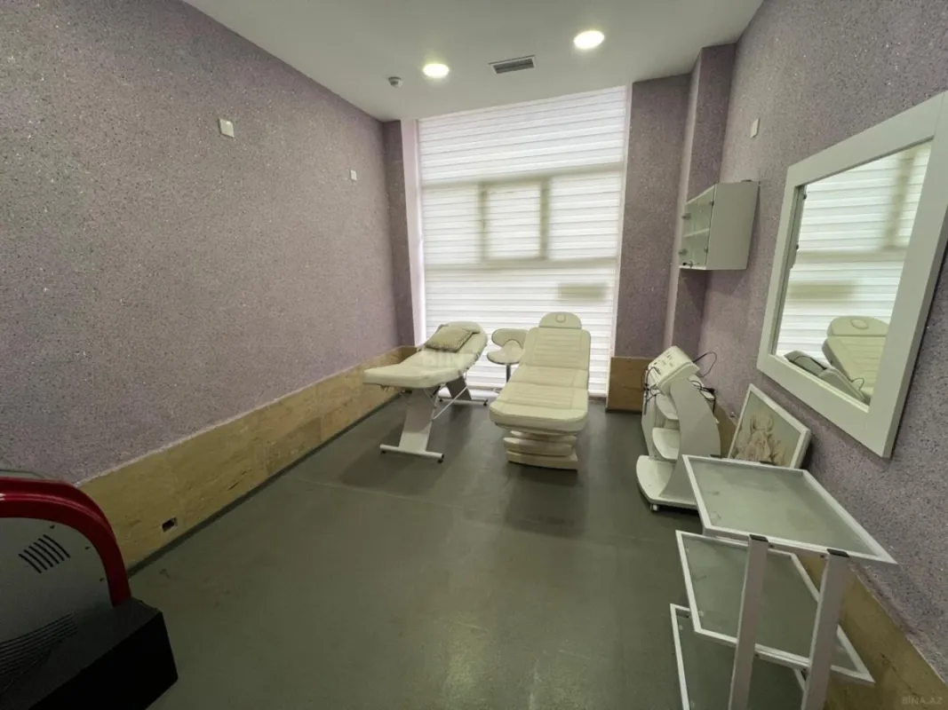 Satılır obyekt 500 m²