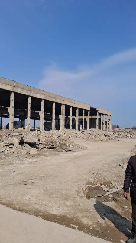 Satılır torpaq sahəsi 300 m²