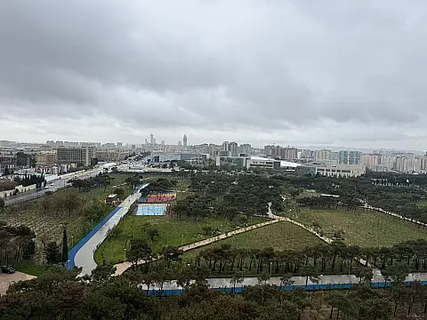 Satılır 4 otaqlı mənzil 149.5 m²