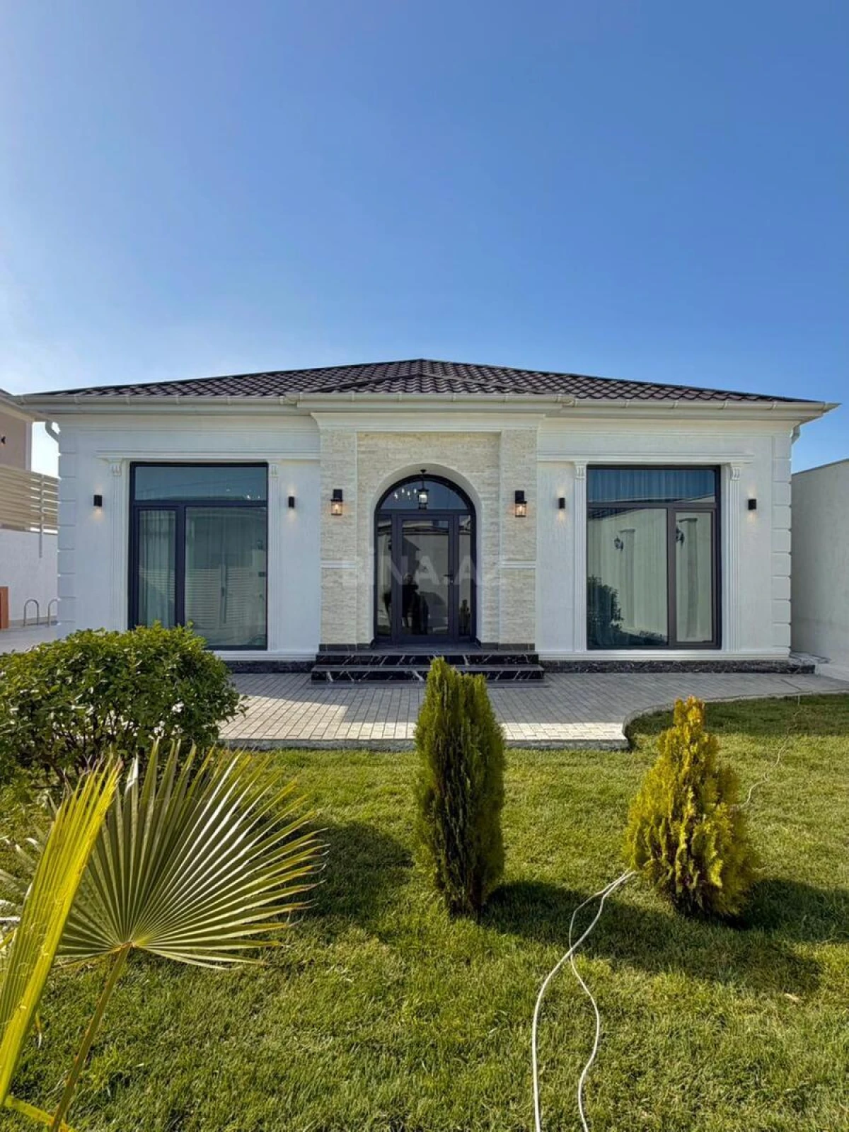 Satılır 4 otaqlı həyət evi 150 m²