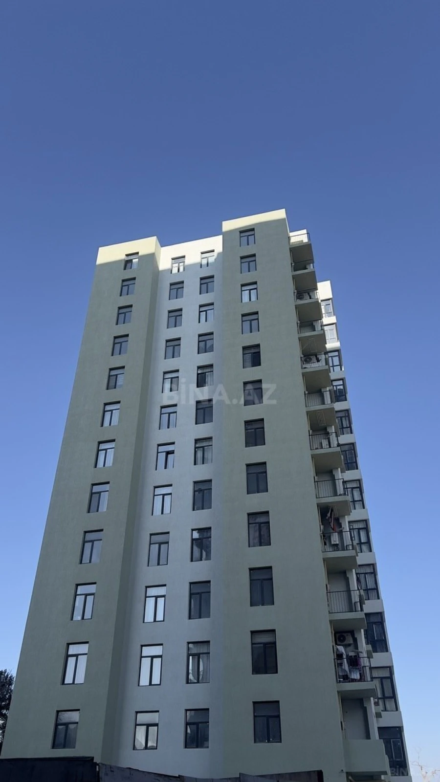 Satılır 2 otaqlı mənzil 69 m²