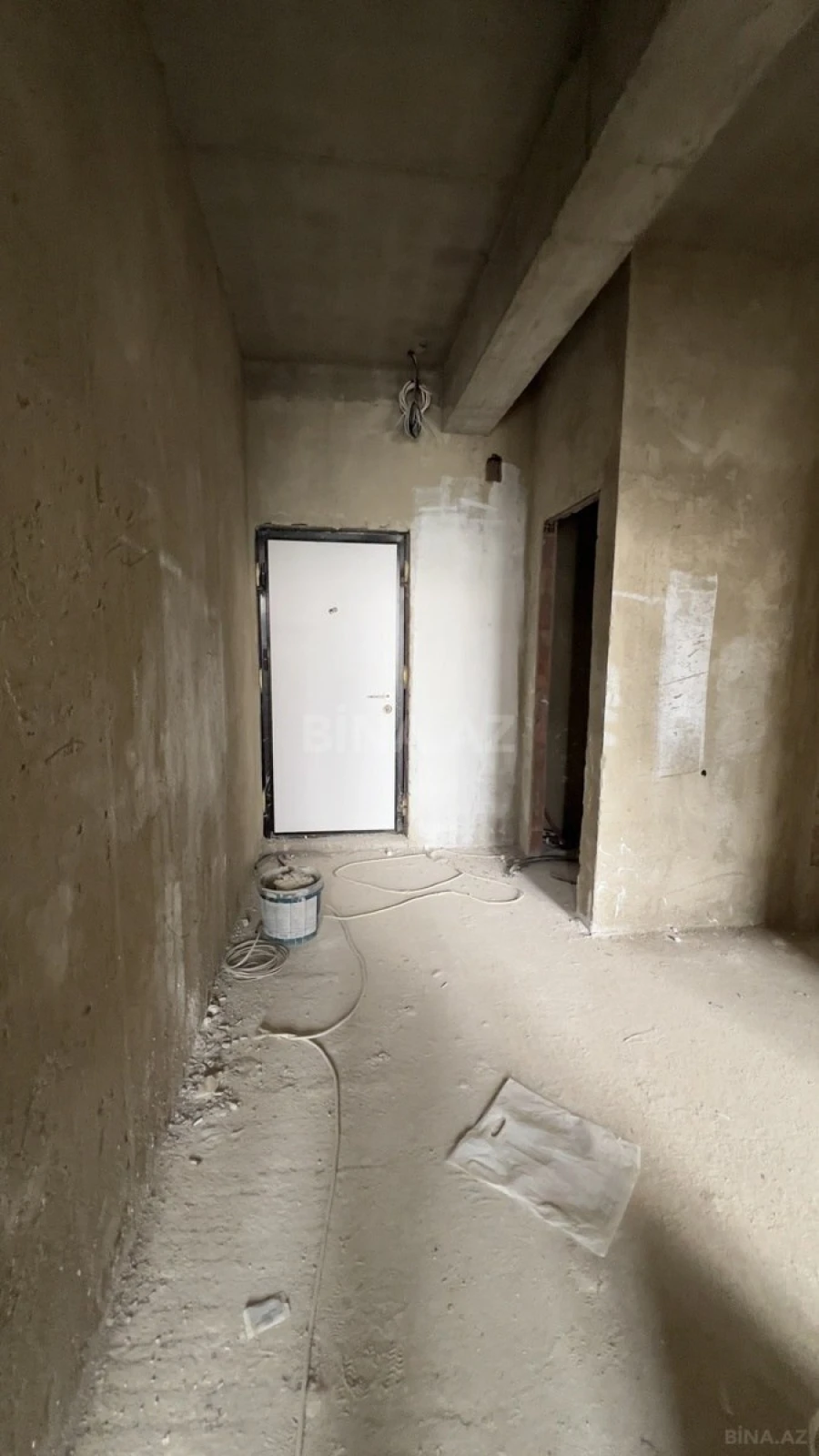 Satılır 2 otaqlı mənzil 69 m²