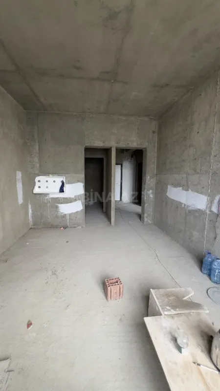 Satılır 2 otaqlı mənzil 69 m²