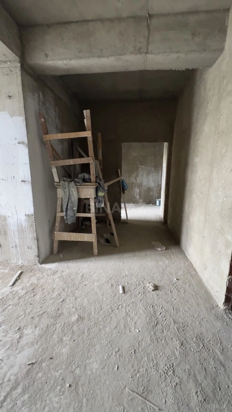 Satılır 2 otaqlı mənzil 69 m²