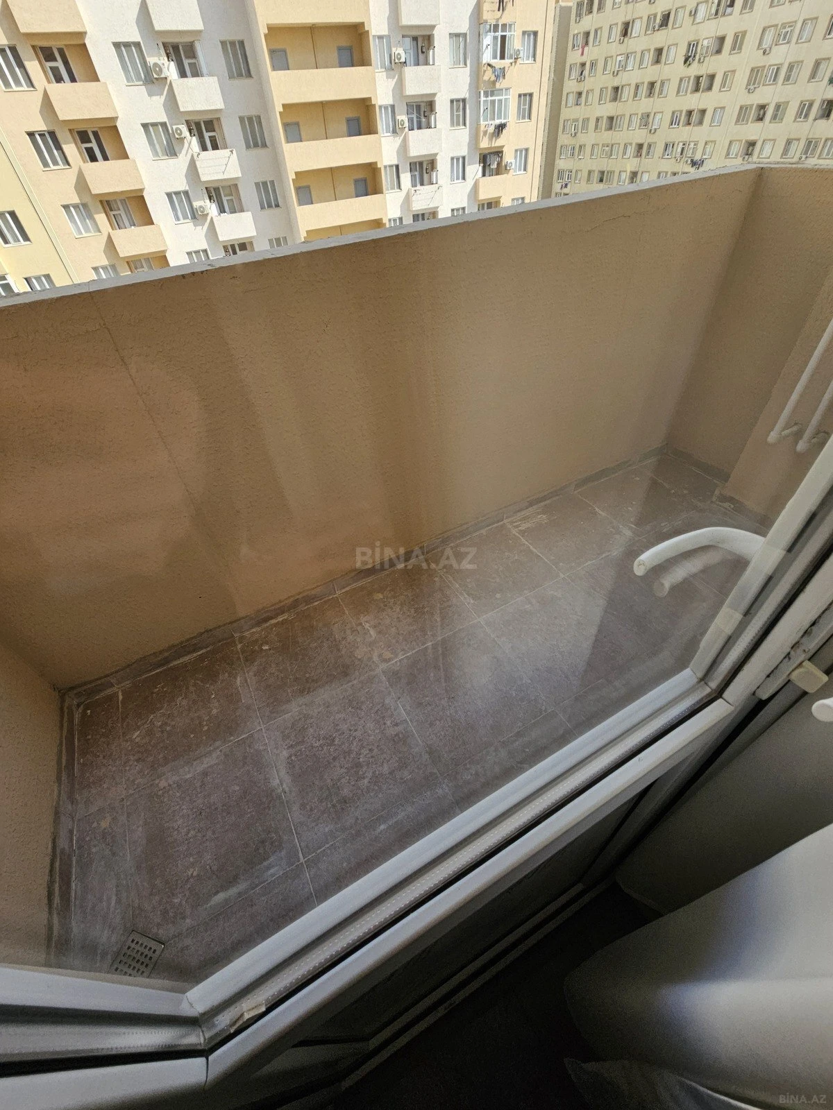 Satılır 2 otaqlı mənzil 46 m²