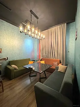 Satılır obyekt 330 m²