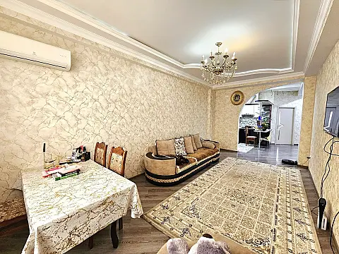 Satılır 3 otaqlı mənzil 94 m²