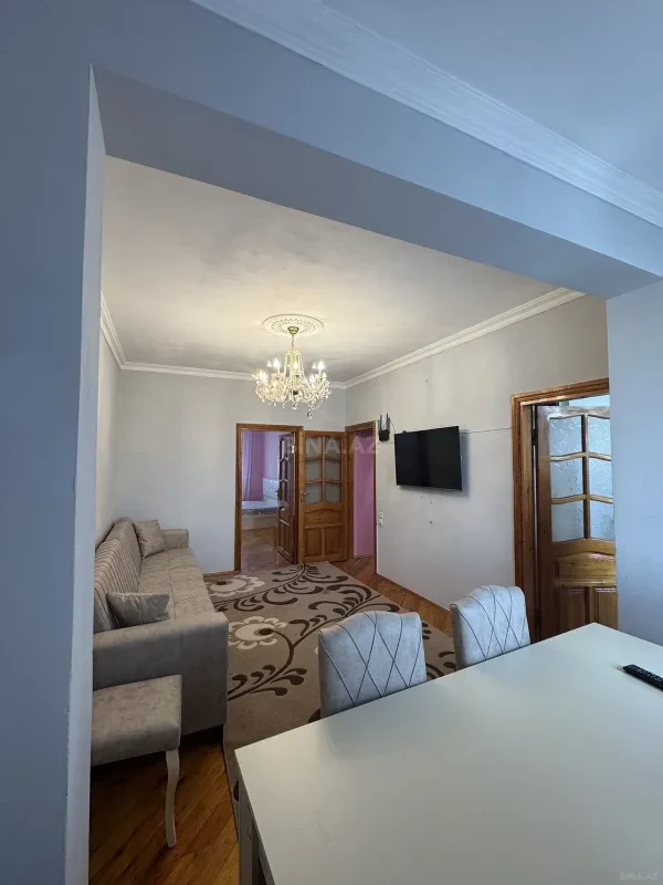 Kirayə verilir 2 otaqlı mənzil 55 m²