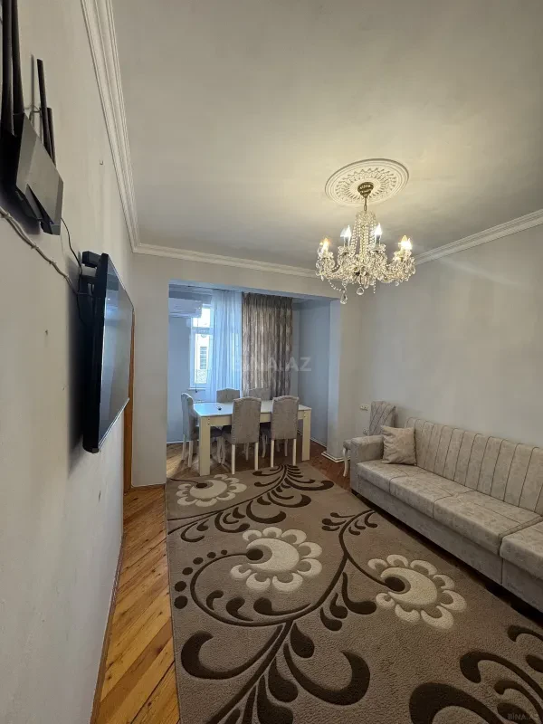Kirayə verilir 2 otaqlı mənzil 55 m²