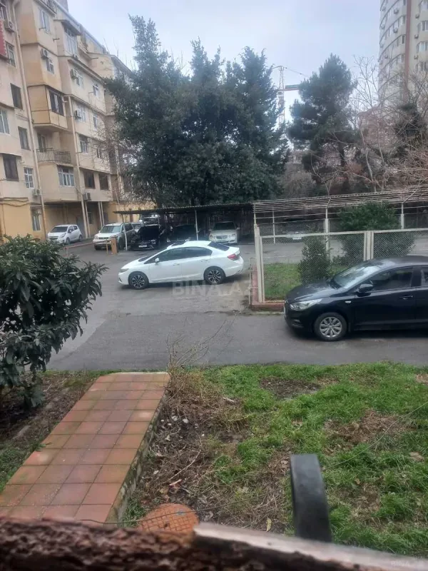 Satılır 3 otaqlı mənzil 84 m²