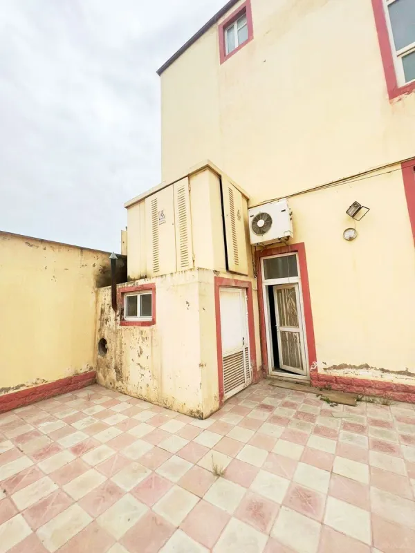 Kirayə verilir obyekt 1000 m²