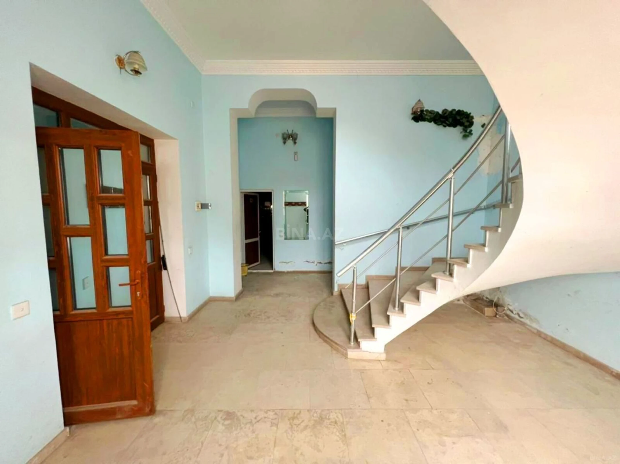 Kirayə verilir obyekt 1000 m²