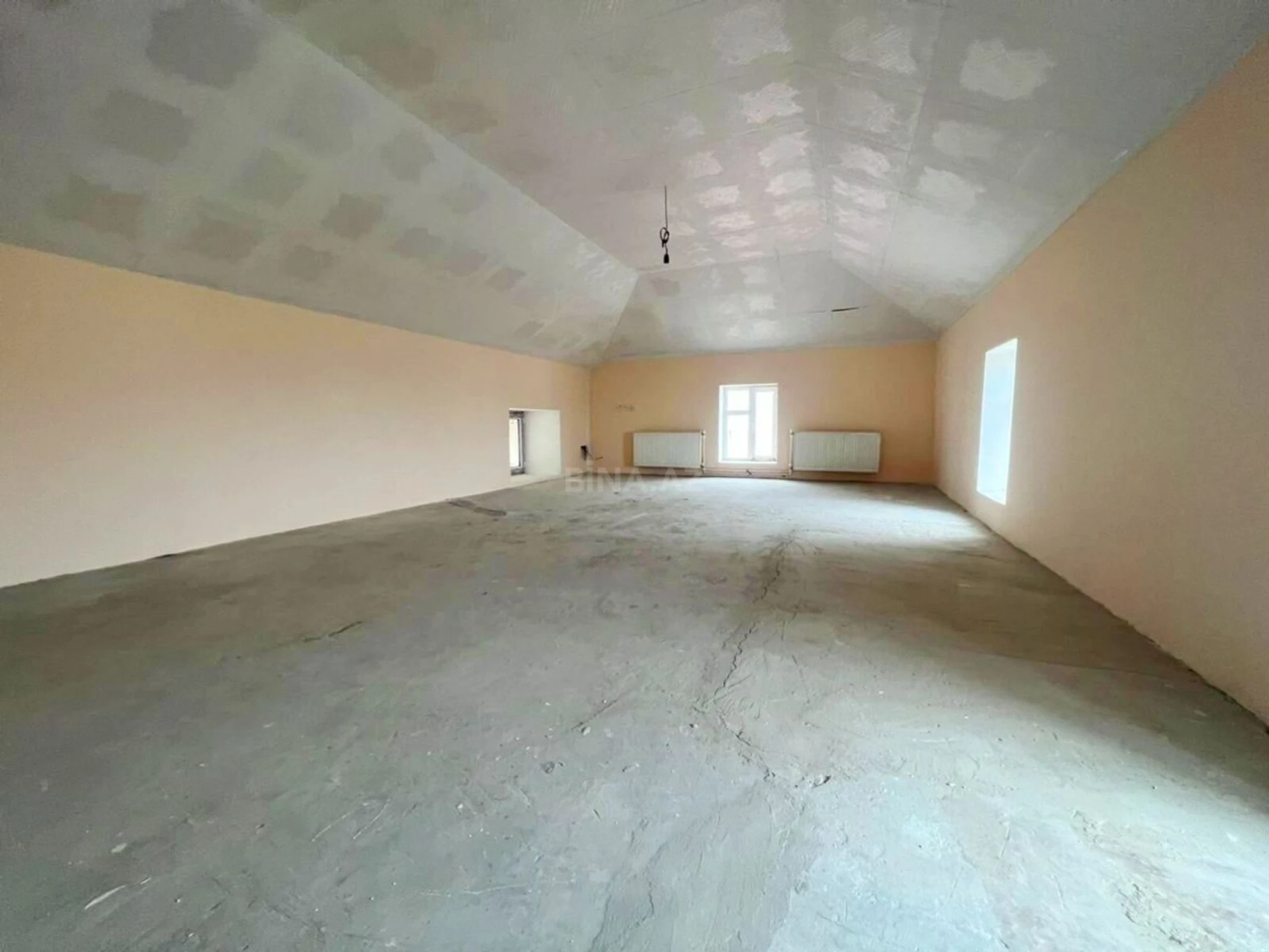 Kirayə verilir obyekt 1000 m²