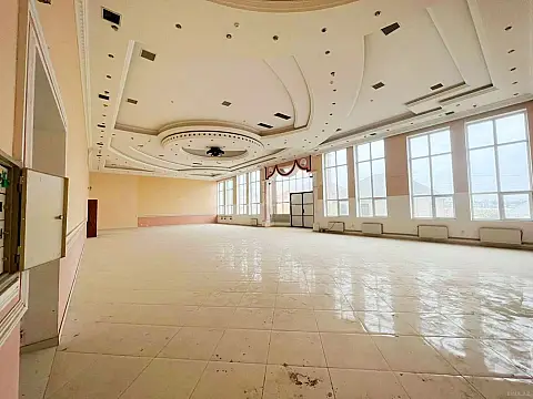 Kirayə verilir obyekt 1000 m²