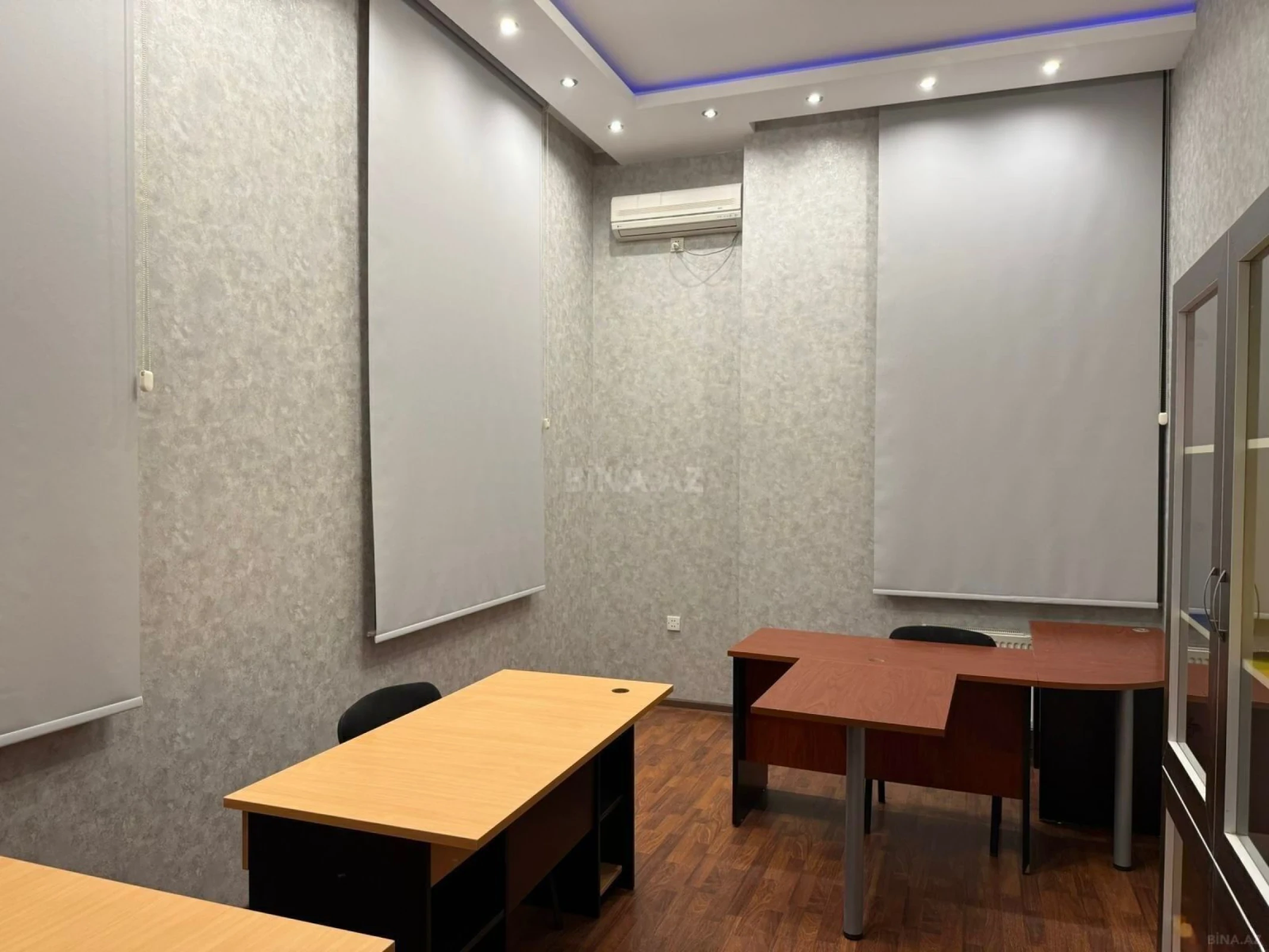 Kirayə verilir 8 otaqlı ofis 220 m²