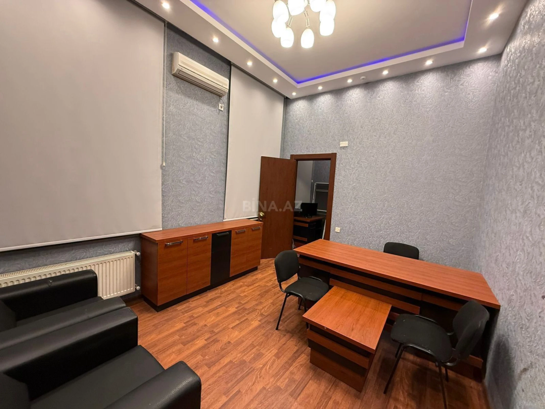 Kirayə verilir 8 otaqlı ofis 220 m²