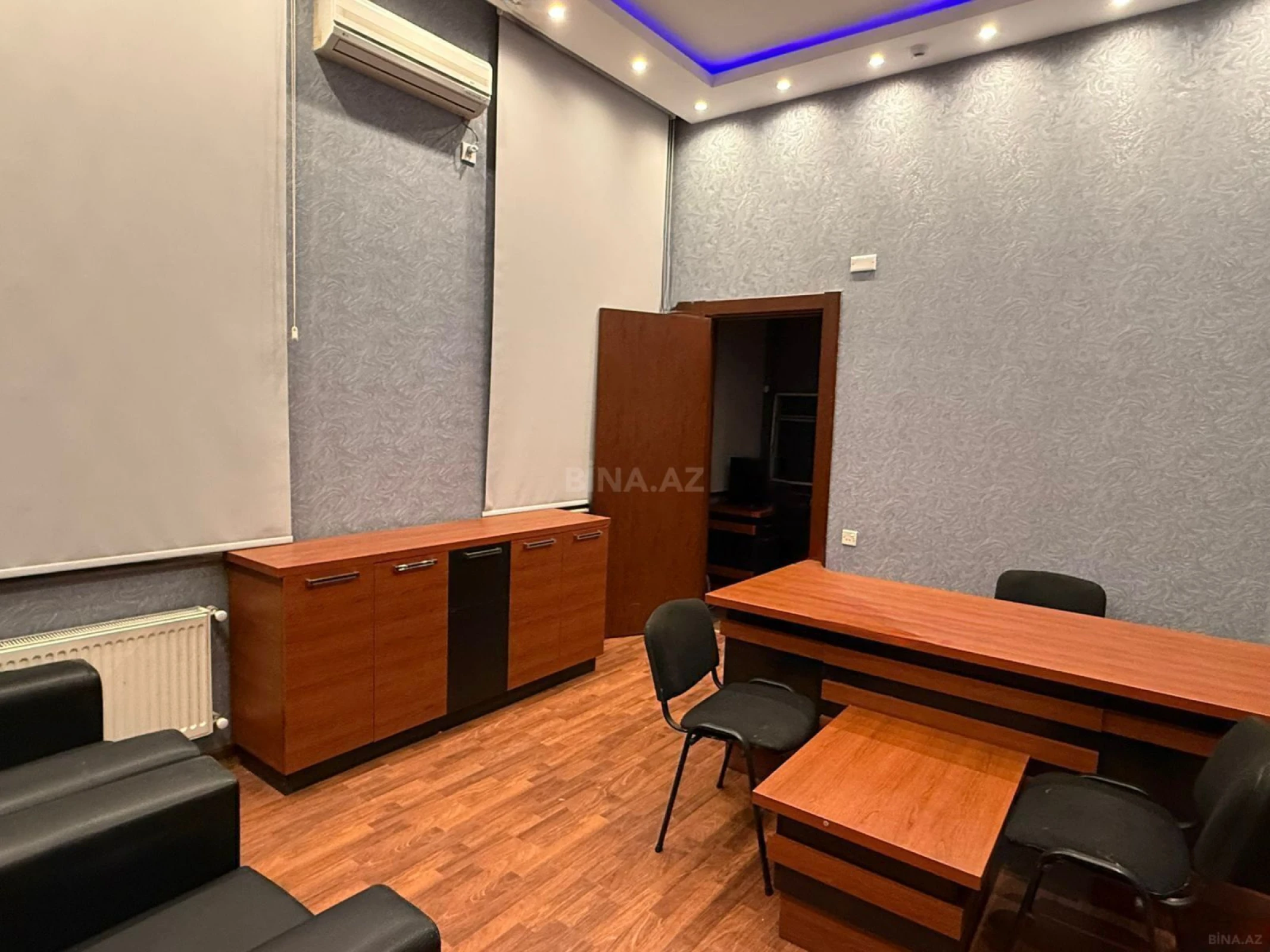 Kirayə verilir 8 otaqlı ofis 220 m²