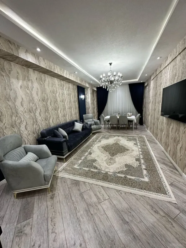 Satılır 3 otaqlı mənzil 145 m²