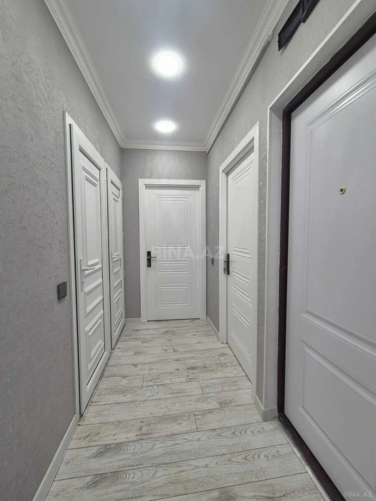 Satılır 2 otaqlı mənzil 65 m²