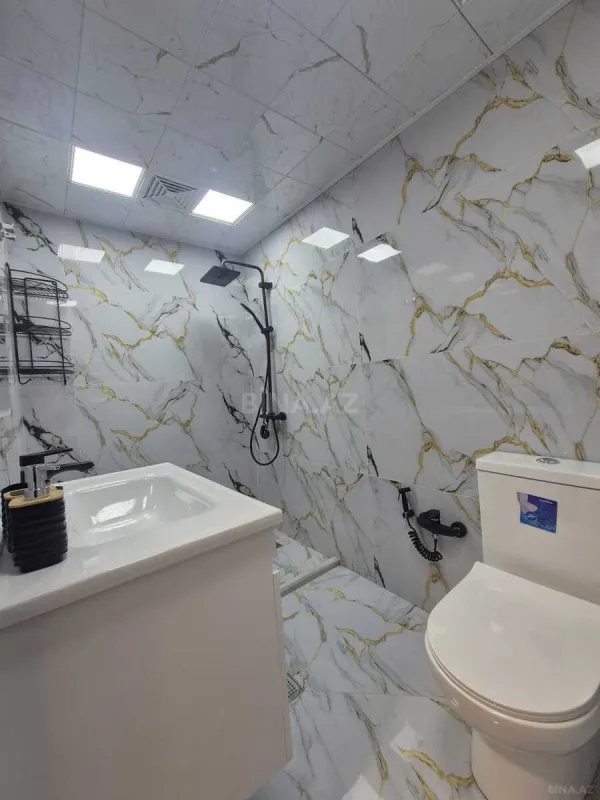 Satılır 2 otaqlı mənzil 65 m²