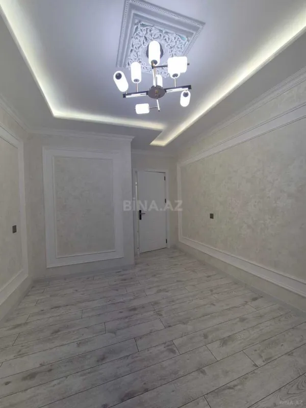 Satılır 2 otaqlı mənzil 65 m²