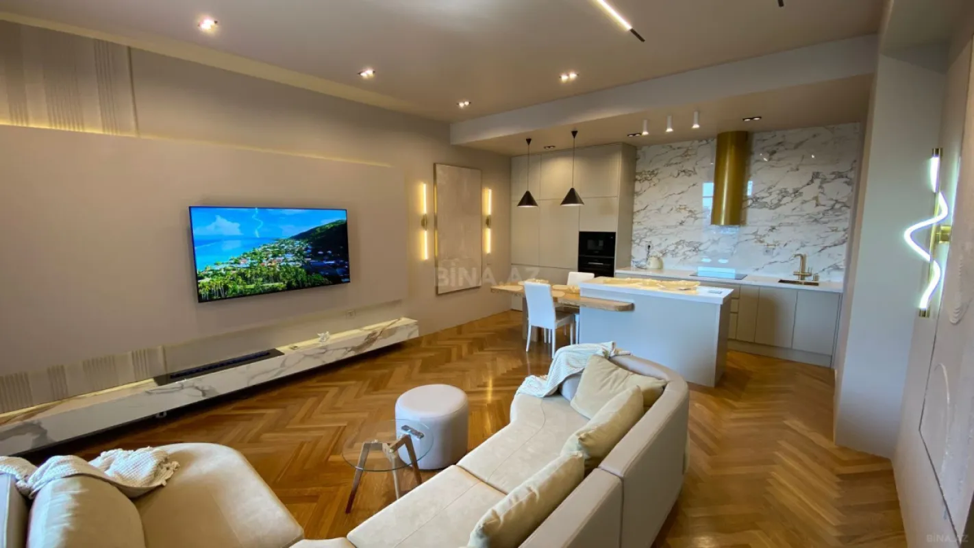 Kirayə verilir 2 otaqlı mənzil 70 m²