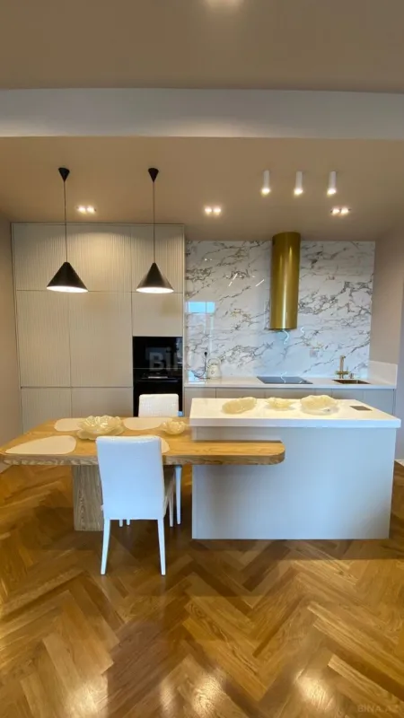 Kirayə verilir 2 otaqlı mənzil 70 m²