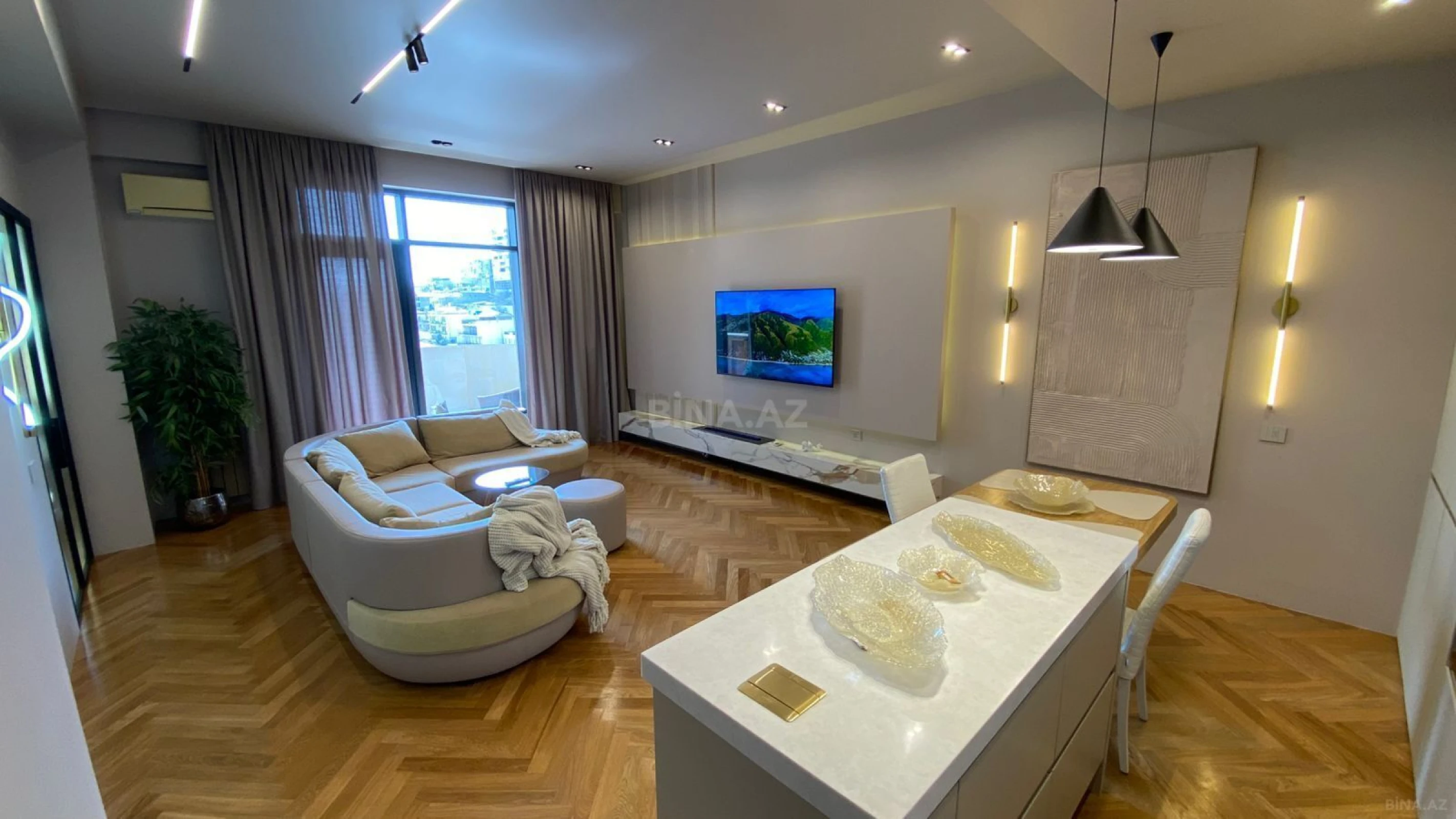 Kirayə verilir 2 otaqlı mənzil 70 m²