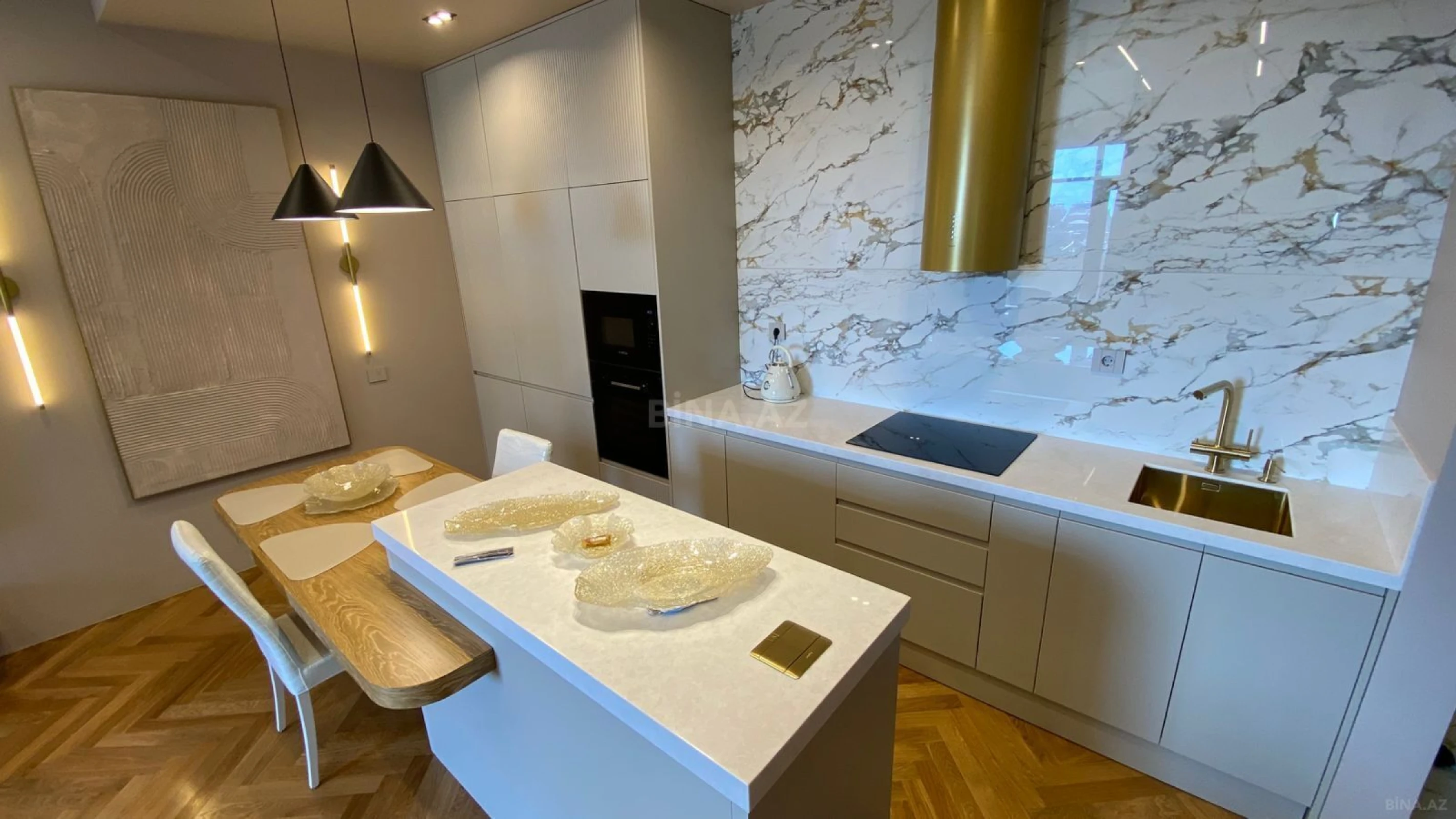 Kirayə verilir 2 otaqlı mənzil 70 m²