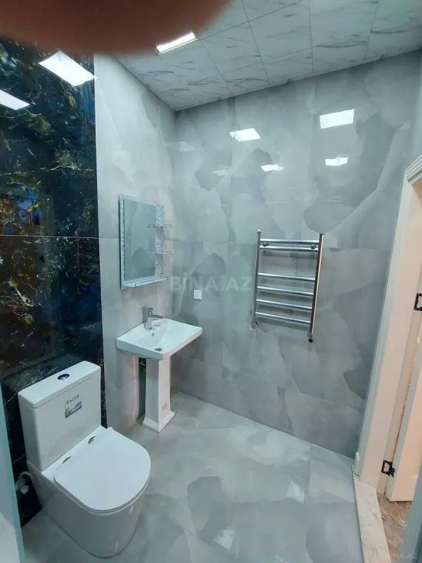 Kirayə verilir 3 otaqlı mənzil 120 m²