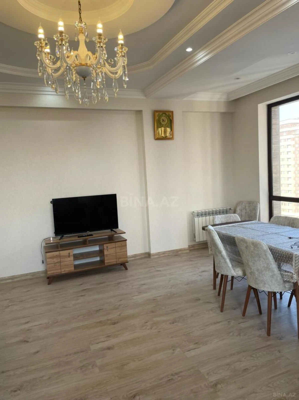 Kirayə verilir 3 otaqlı mənzil 120 m²