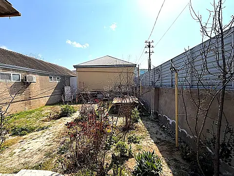 Satılır 1 otaqlı həyət evi 40 m²