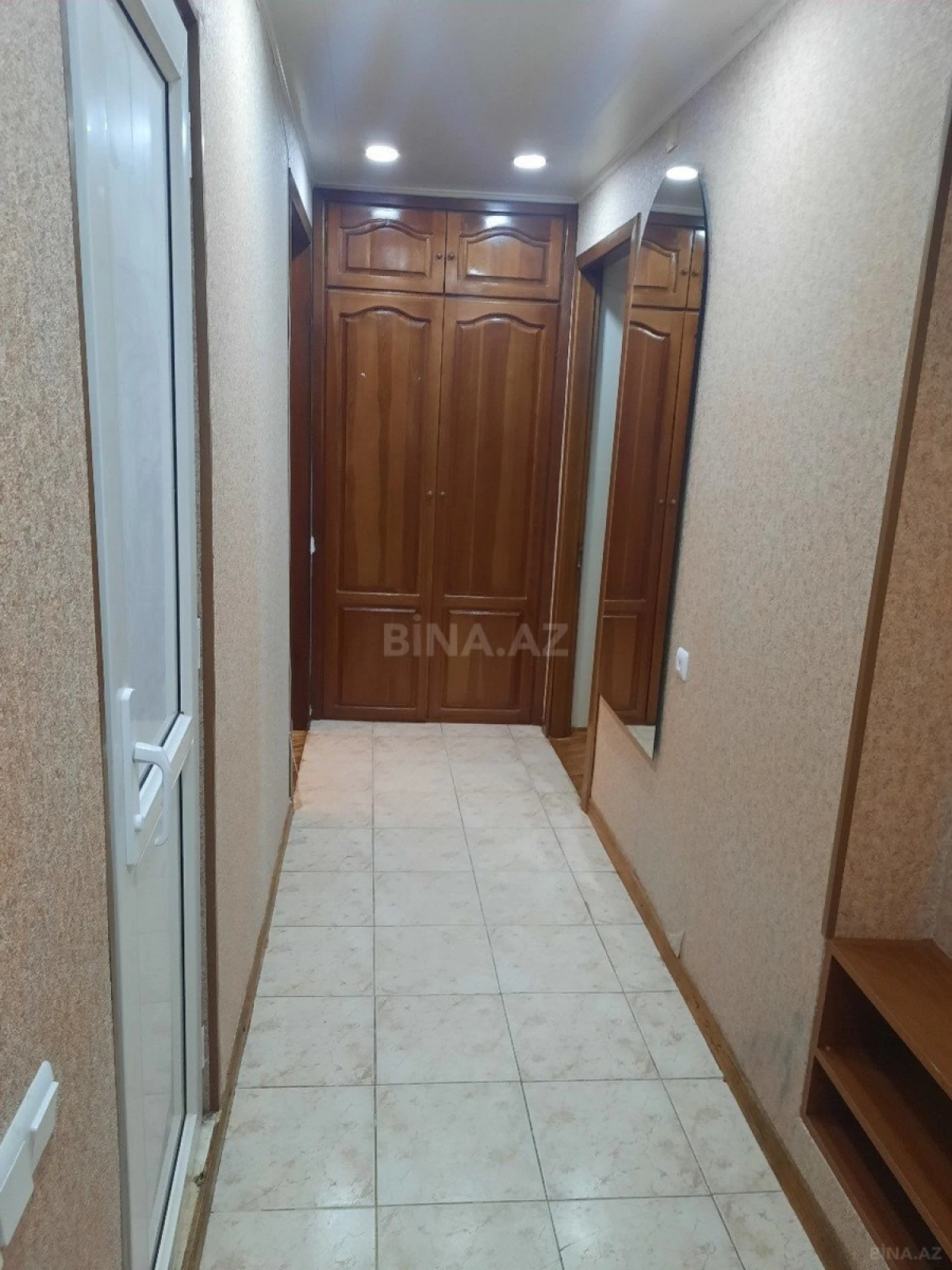 Satılır 2 otaqlı mənzil 55 m²