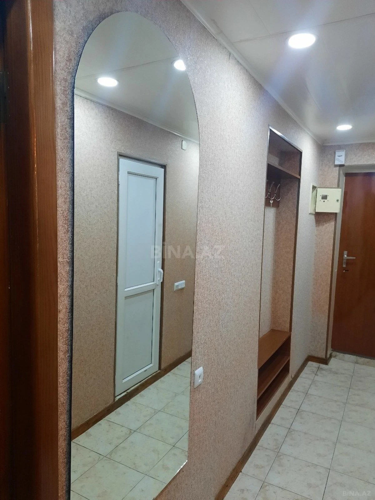 Satılır 2 otaqlı mənzil 55 m²