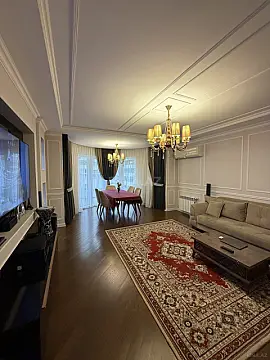 Satılır 3 otaqlı mənzil 134 m² — Bakı 3 otaq 134.00 m²