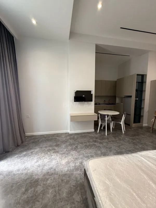 Satılır 1 otaqlı mənzil 58 m²