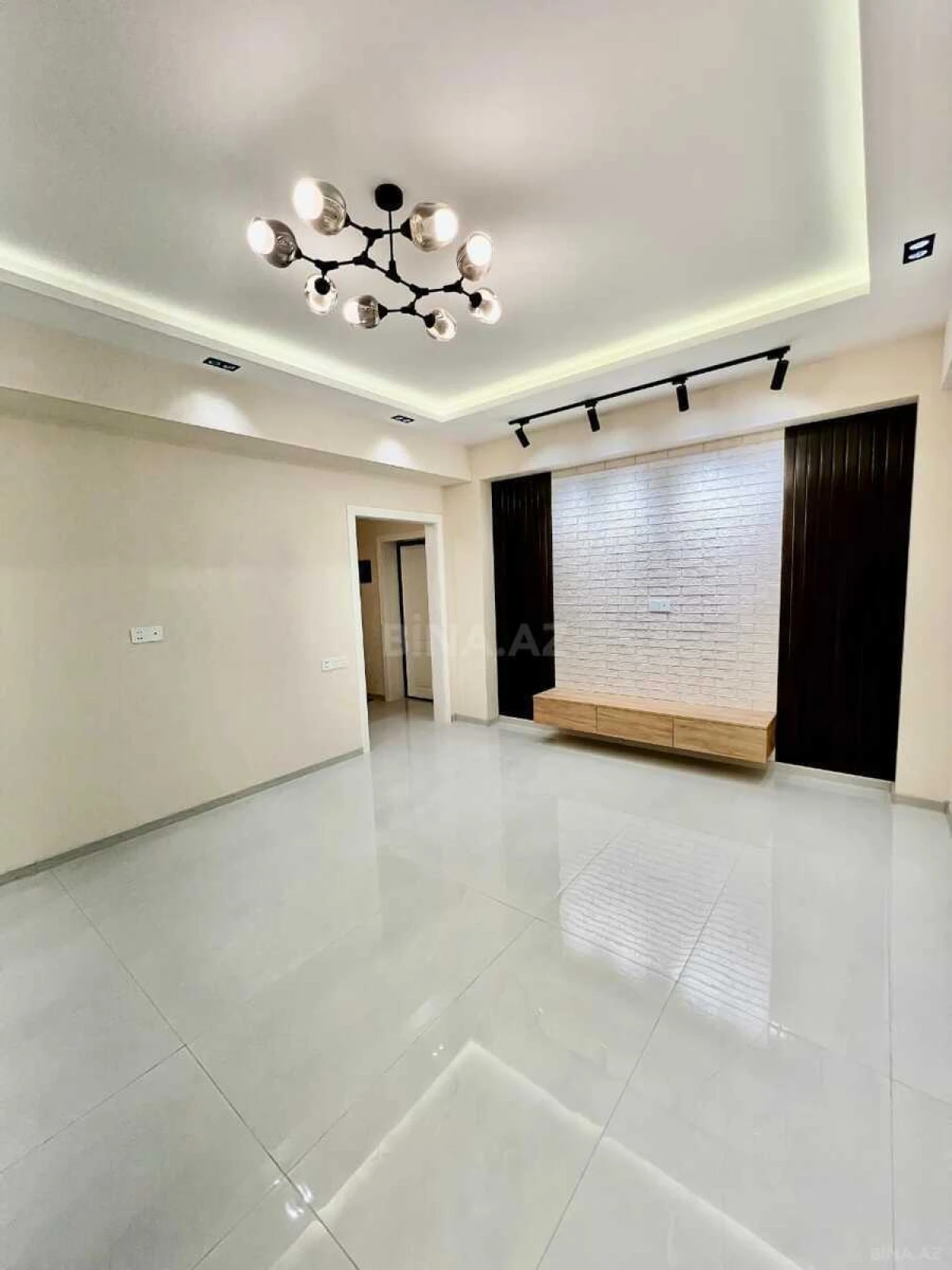 Satılır 2 otaqlı mənzil 55 m²