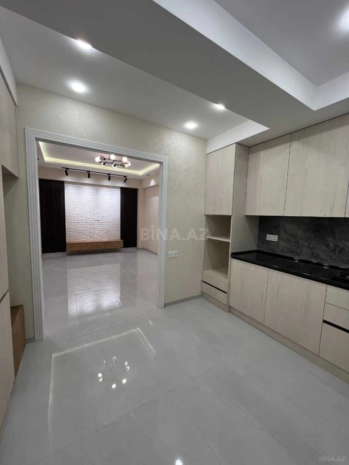 Satılır 2 otaqlı mənzil 55 m²