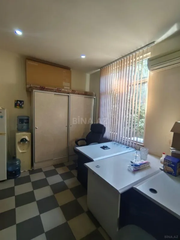 Satılır 3 otaqlı mənzil 105 m²