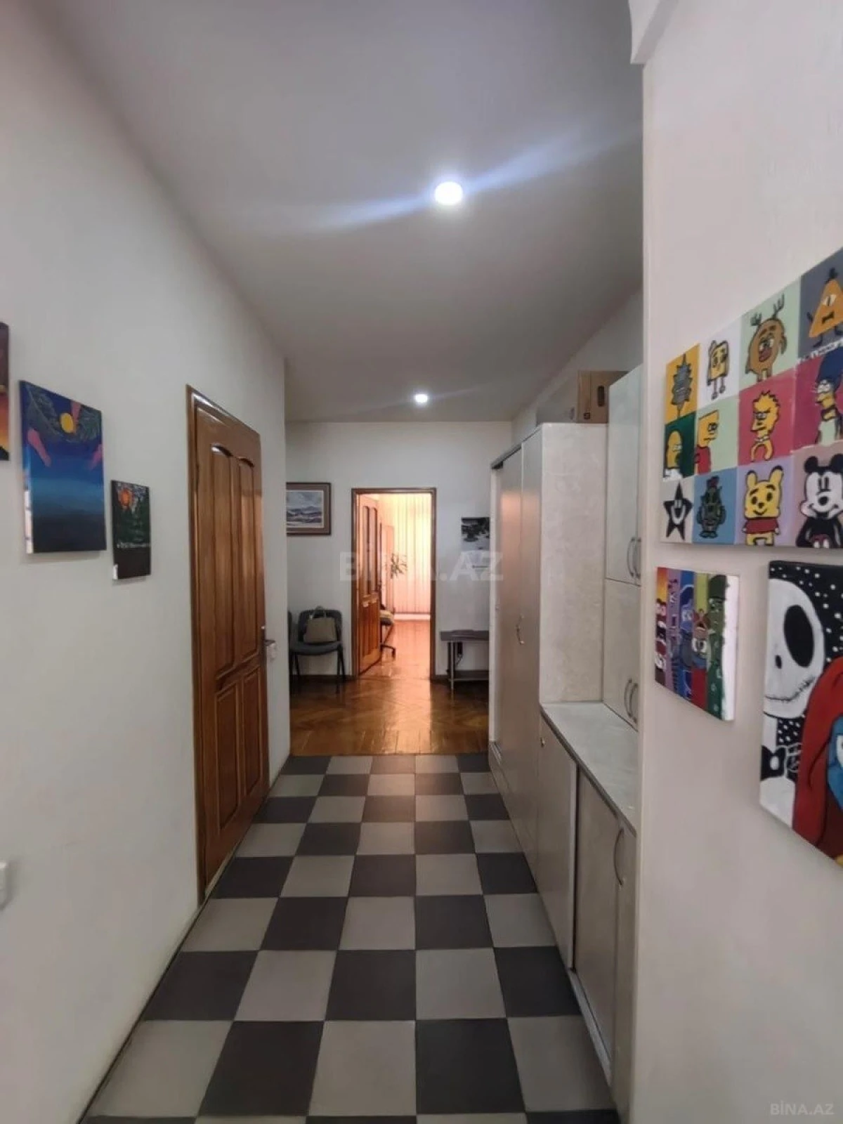 Satılır 3 otaqlı mənzil 105 m²