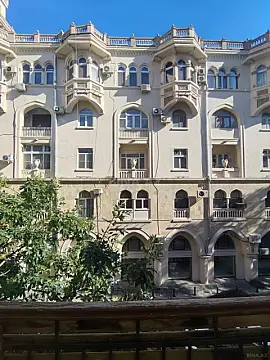 Satılır 3 otaqlı mənzil 105 m² — Bakı, Sahil qəs. 3 otaq 105.00 m²