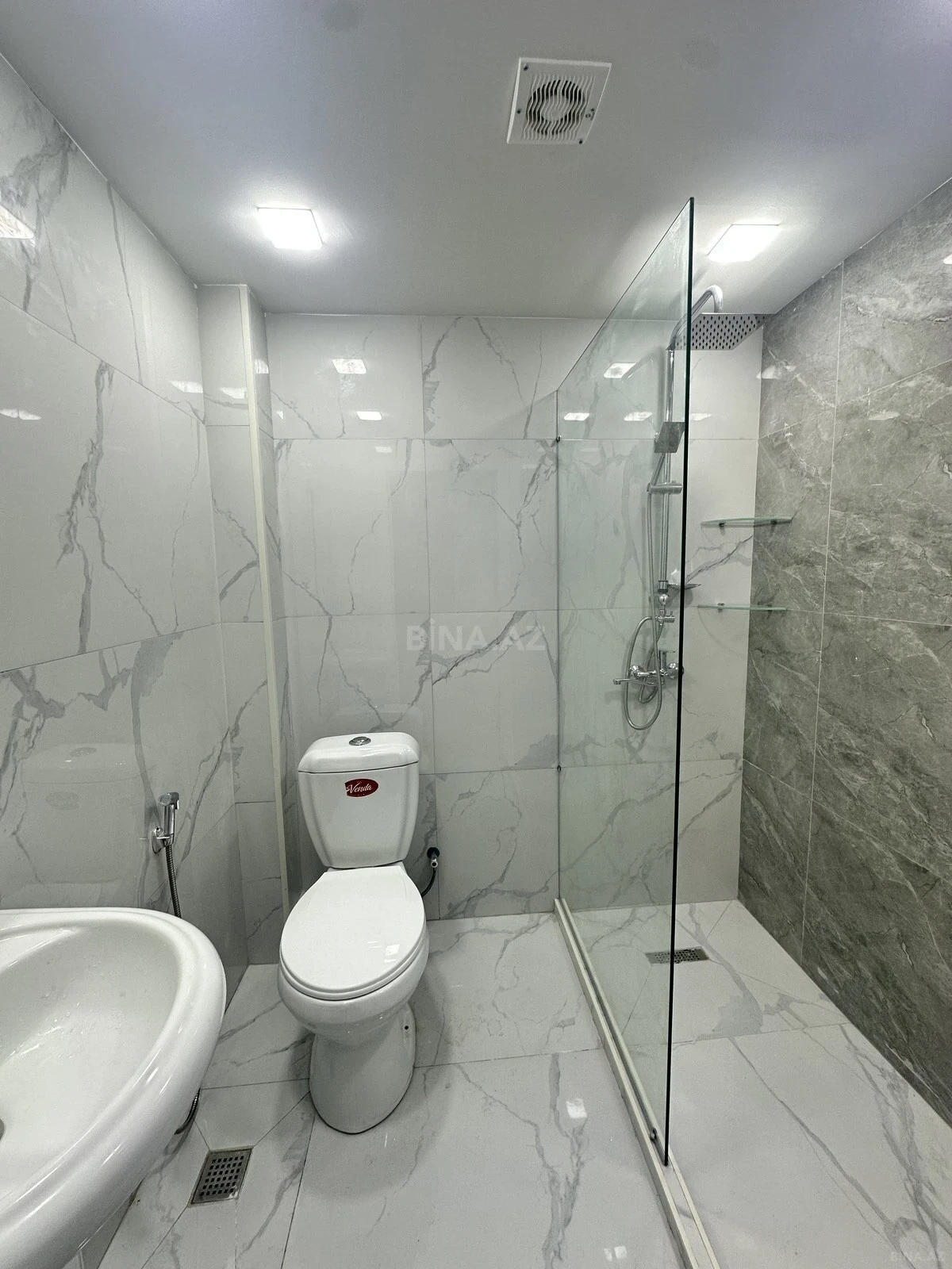 Satılır 2 otaqlı mənzil 50 m²